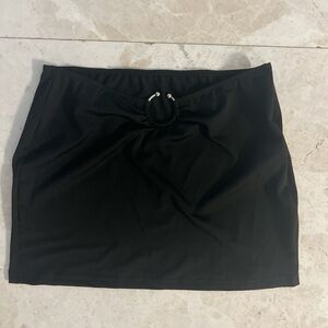black mini skirt